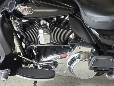 2009 Harley Davidson FLHTCU Base