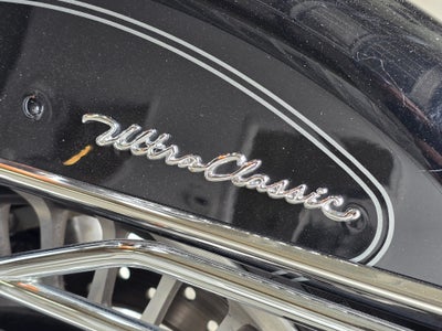 2009 Harley Davidson FLHTCU Base