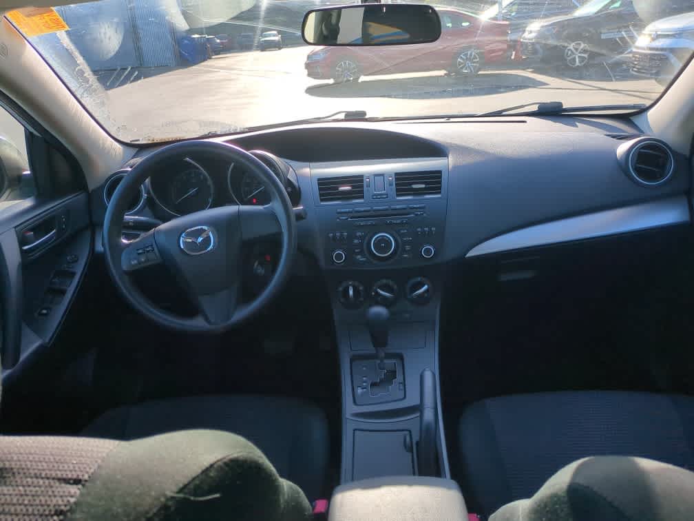 2013 Mazda MAZDA3 4dr Sdn Auto i SV