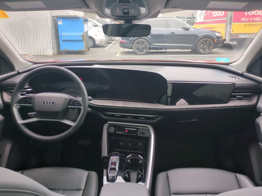 2025 Audi Q5 Premium 2.0 TFSI quattro