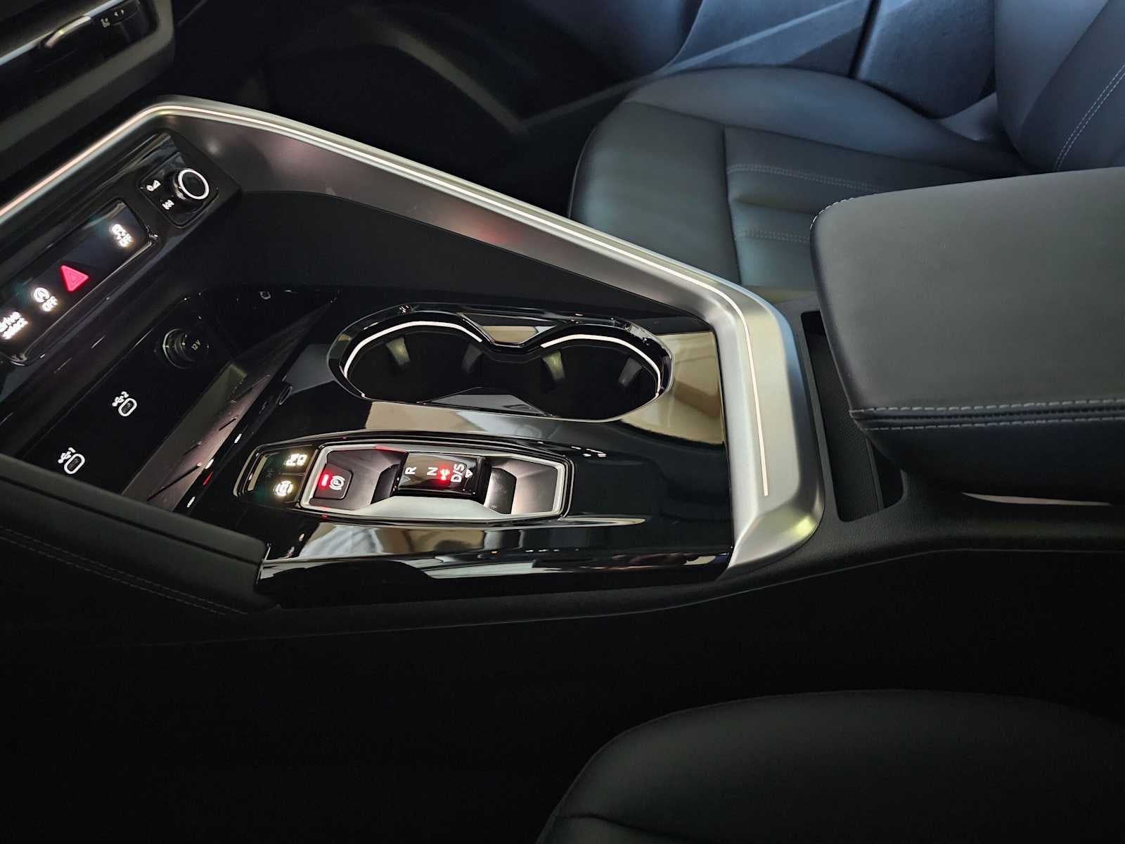 2025 Audi New Q5 Premium
