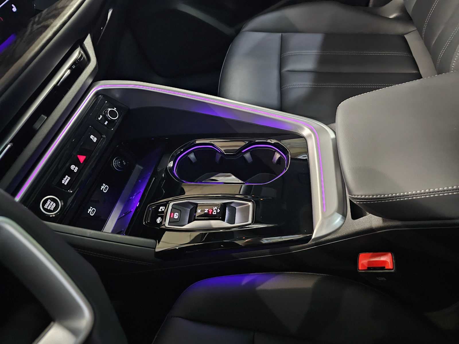 2025 Audi Q5 Premium 2.0 TFSI quattro