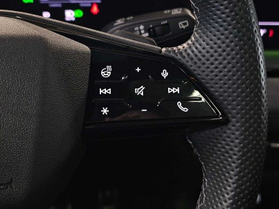 2025 Audi SQ6 e-tron Prestige