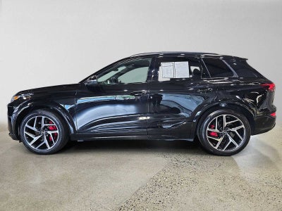 2025 Audi SQ6 e-tron Prestige