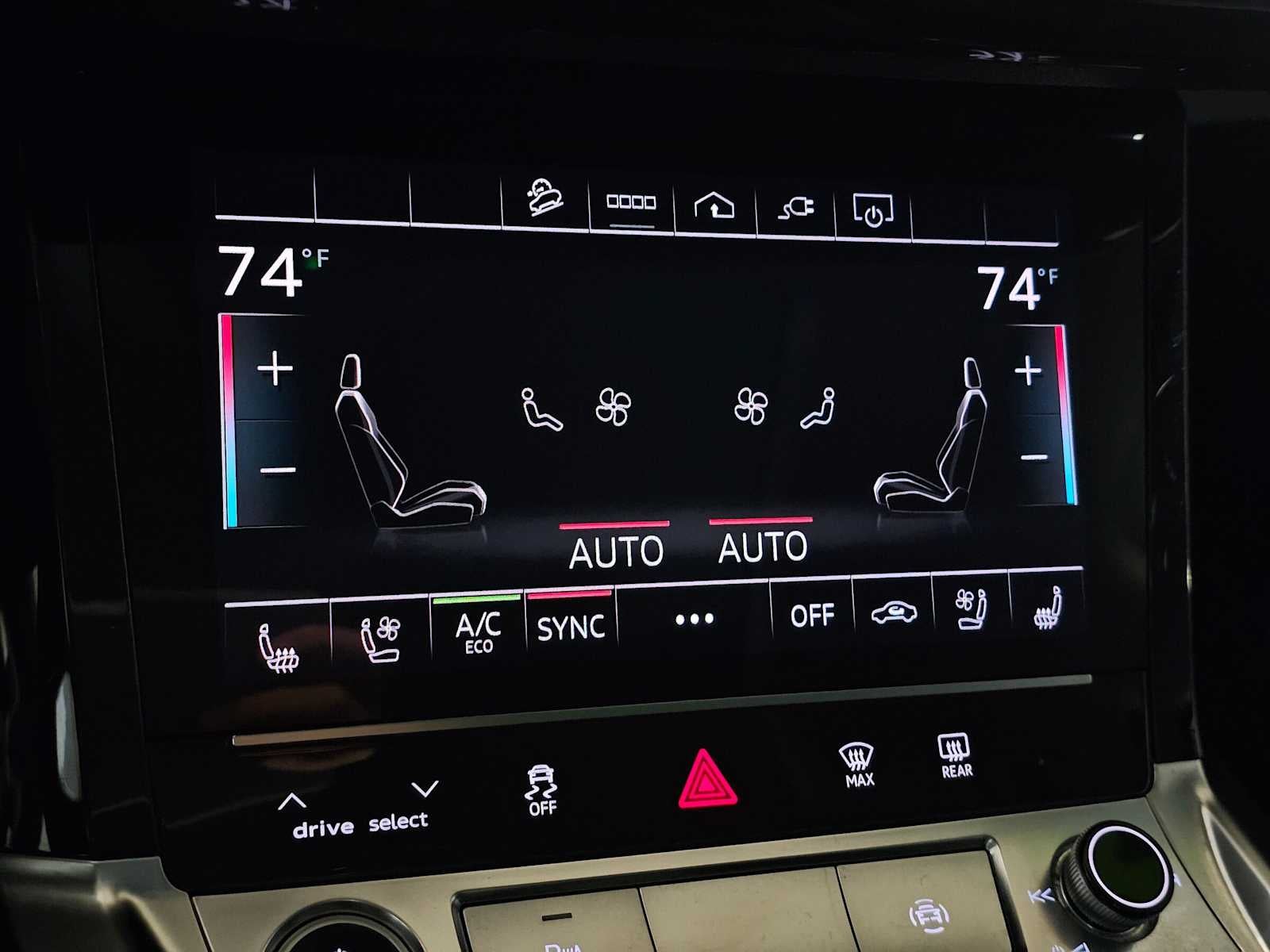 2024 Audi Q8 e-tron Premium Plus