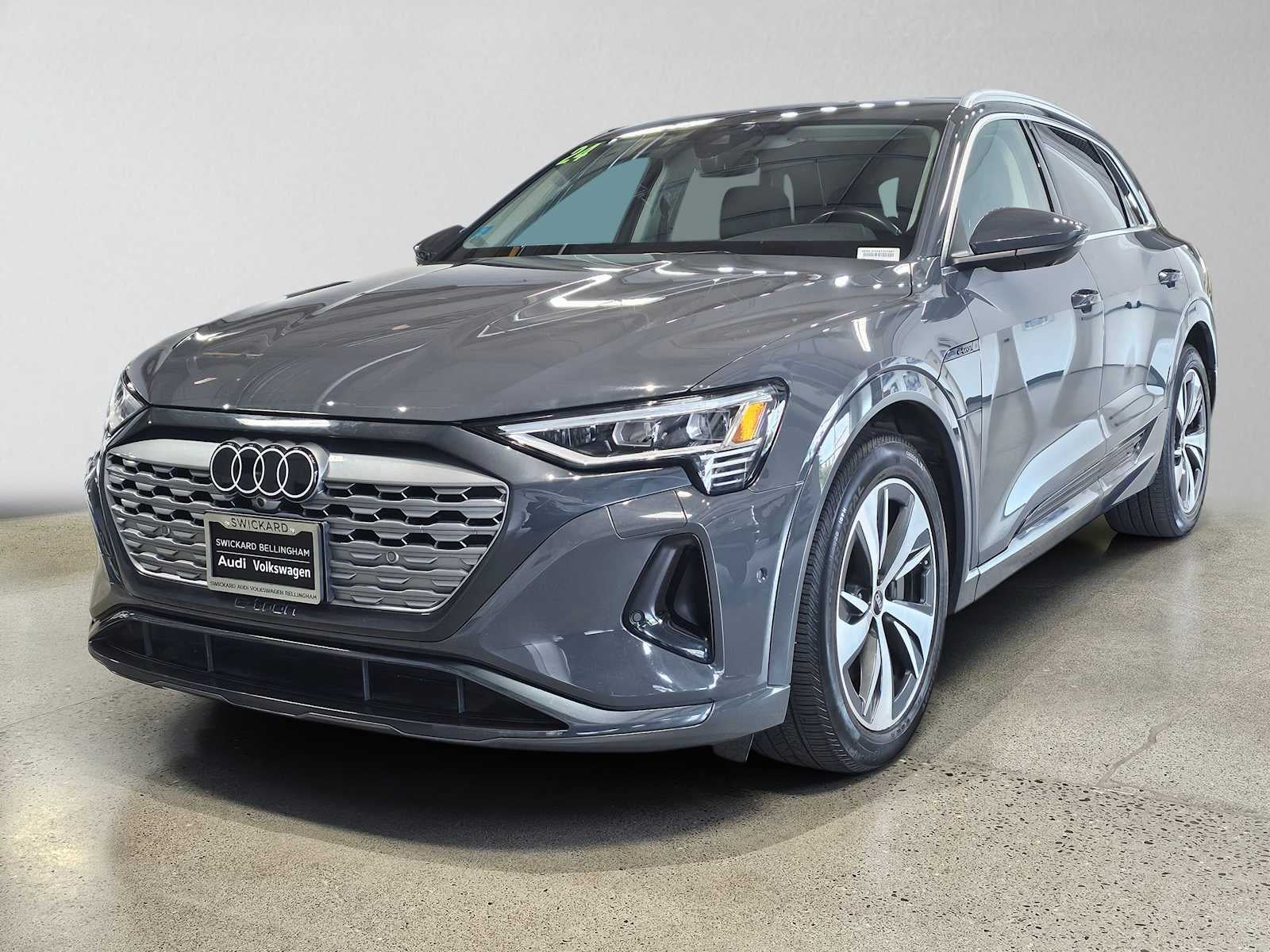 2024 Audi Q8 e-tron Premium Plus