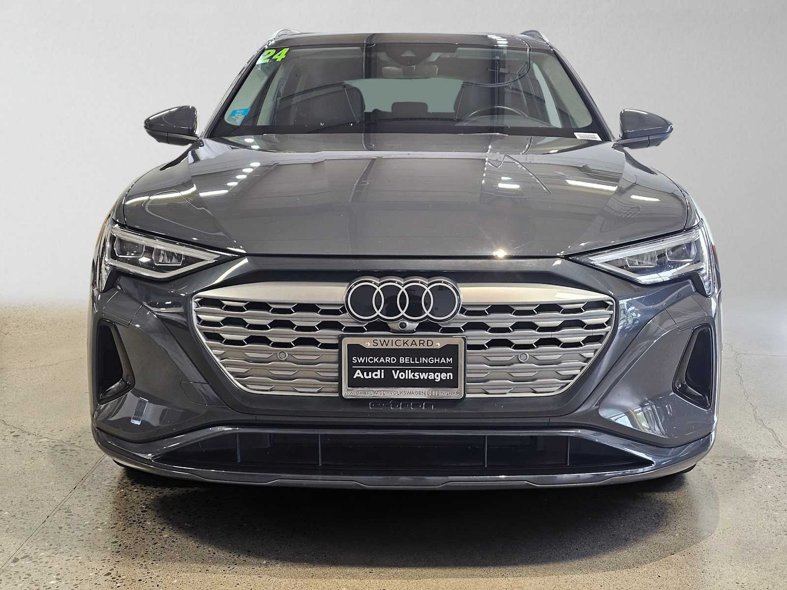 2024 Audi Q8 e-tron Premium Plus