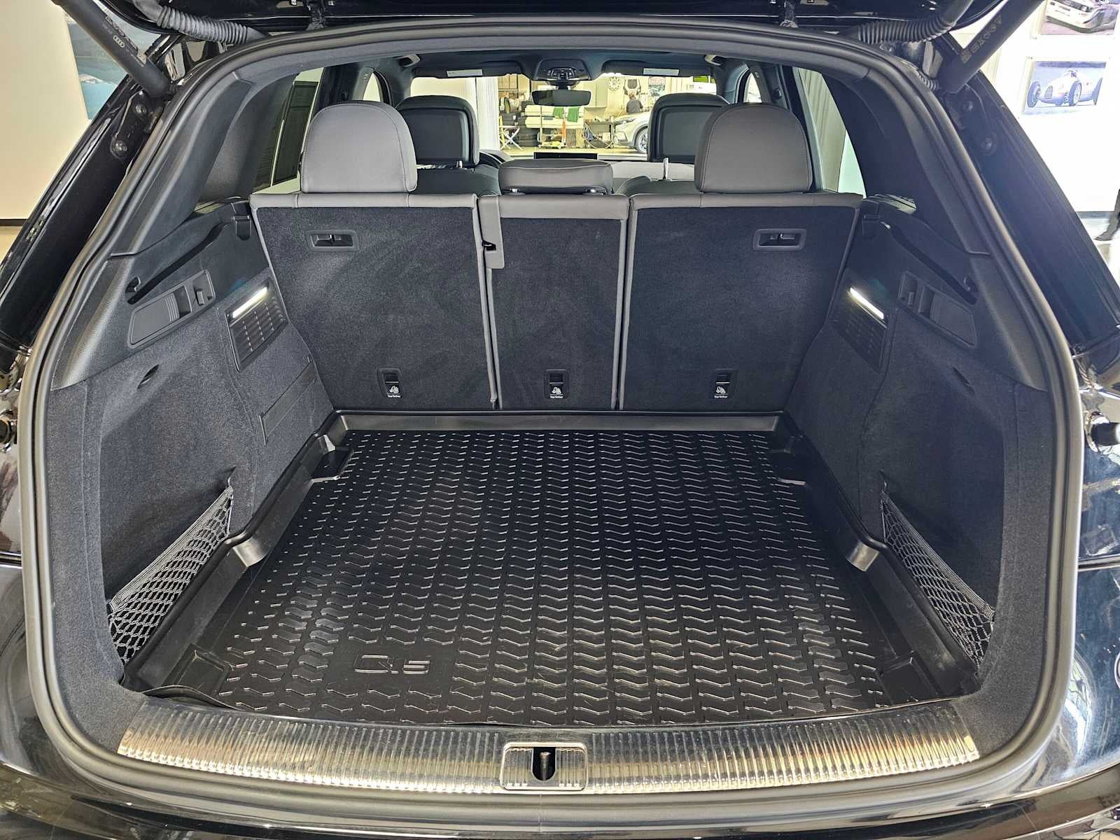 2022 Audi SQ5 Premium