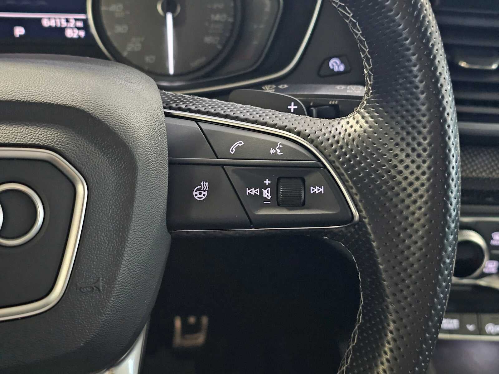 2022 Audi SQ5 Premium