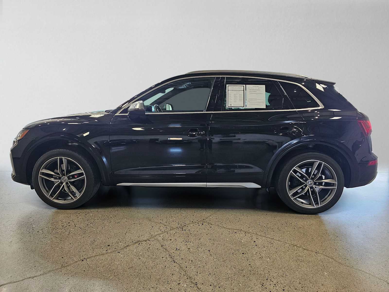 2022 Audi SQ5 Premium