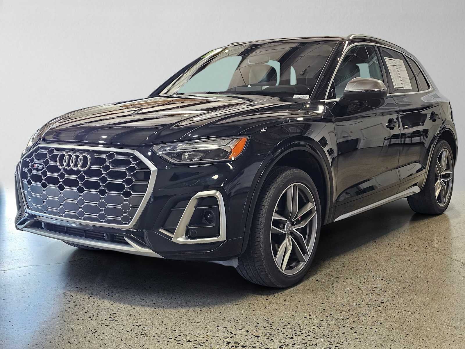2022 Audi SQ5 Premium