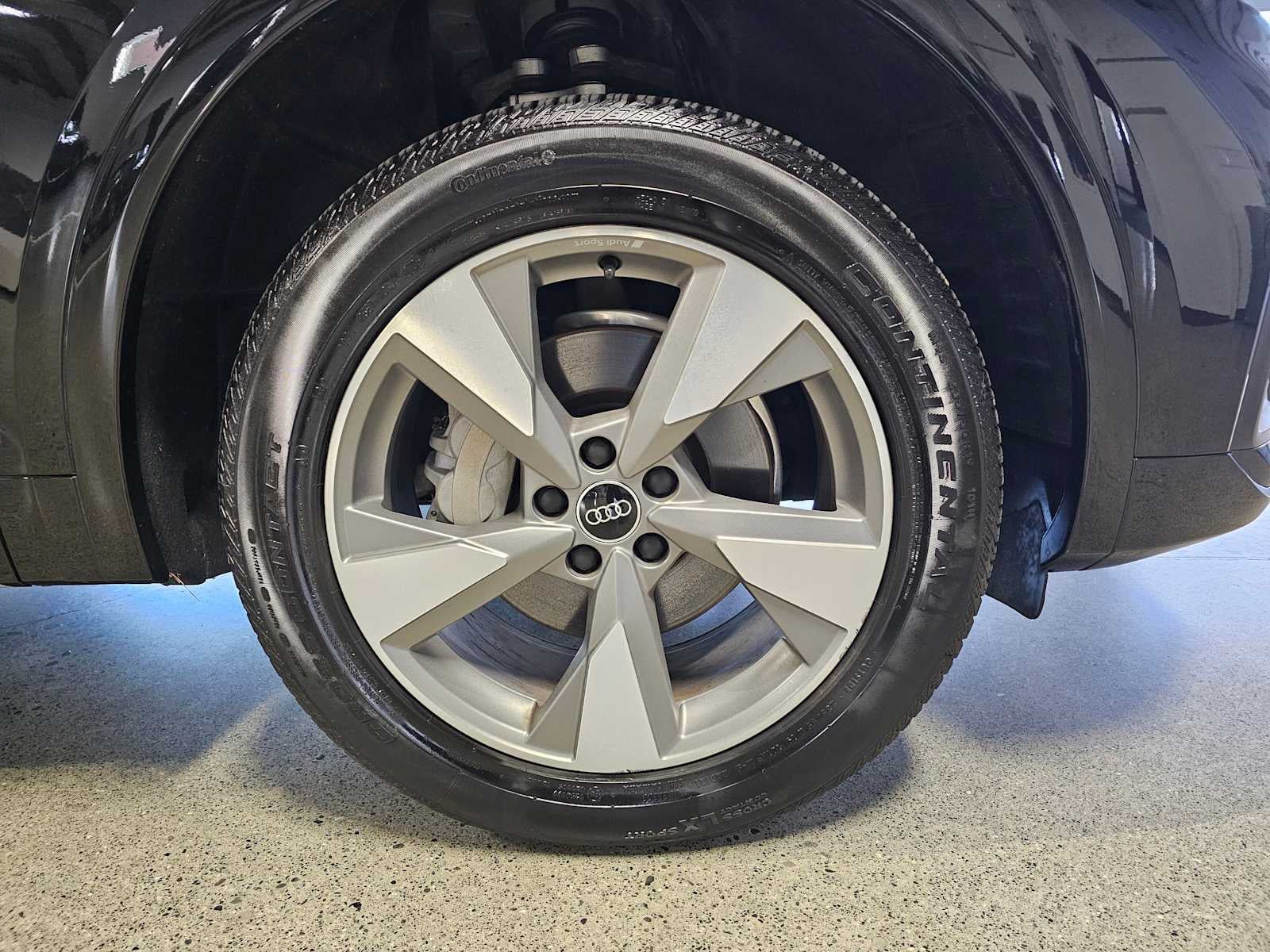 2023 Audi Q5 Premium 40 TFSI quattro