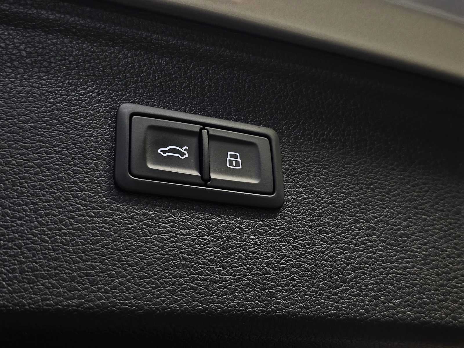 2023 Audi Q5 Premium 40 TFSI quattro