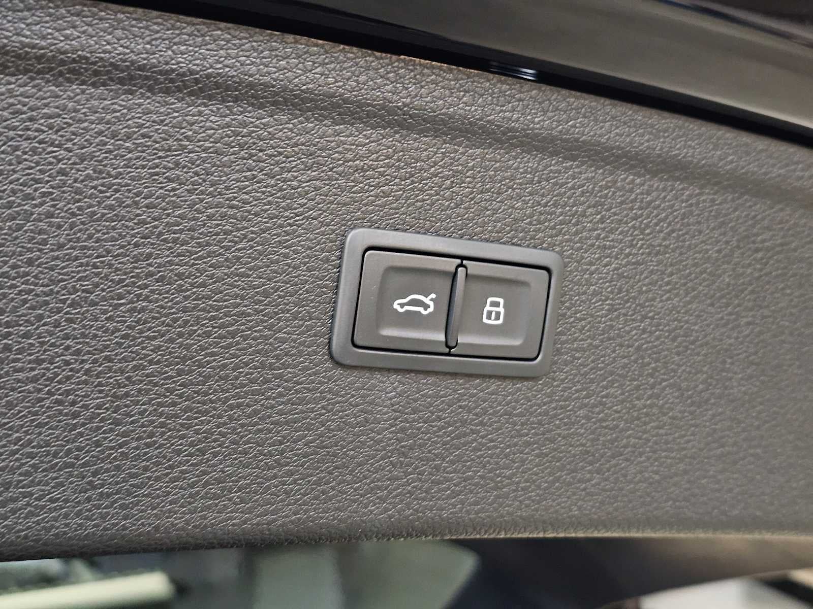 2023 Audi Q5 Premium 40 TFSI quattro