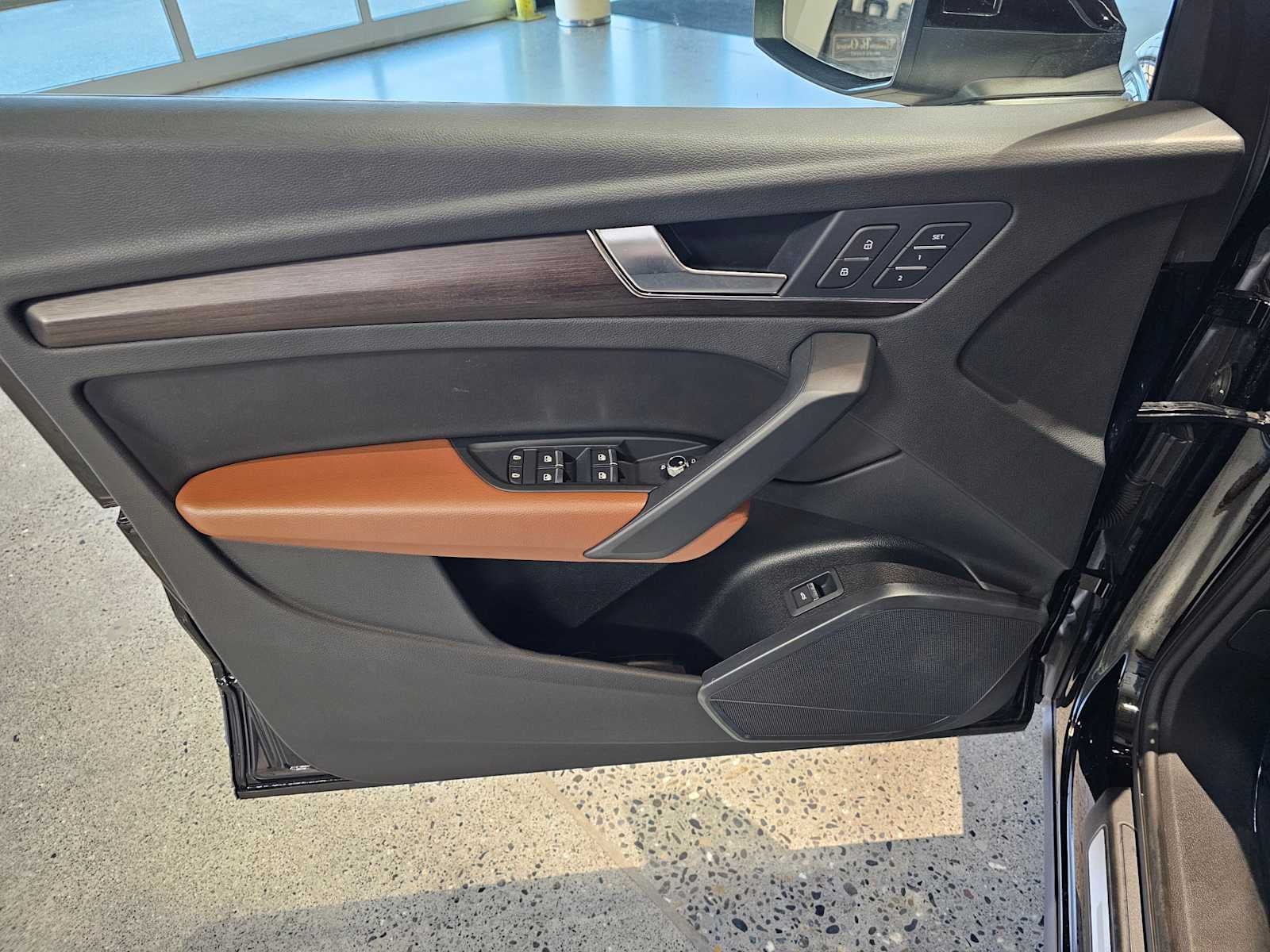 2023 Audi Q5 Premium 40 TFSI quattro