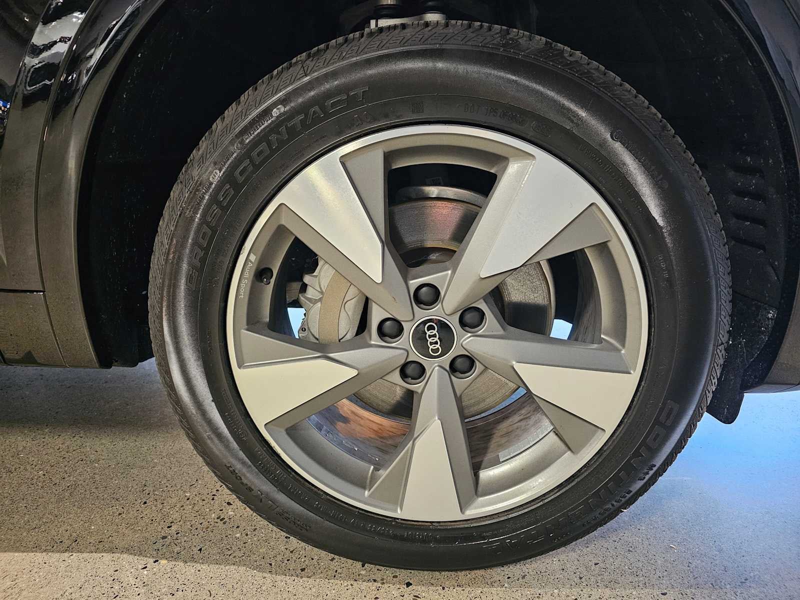 2023 Audi Q5 Premium 40 TFSI quattro