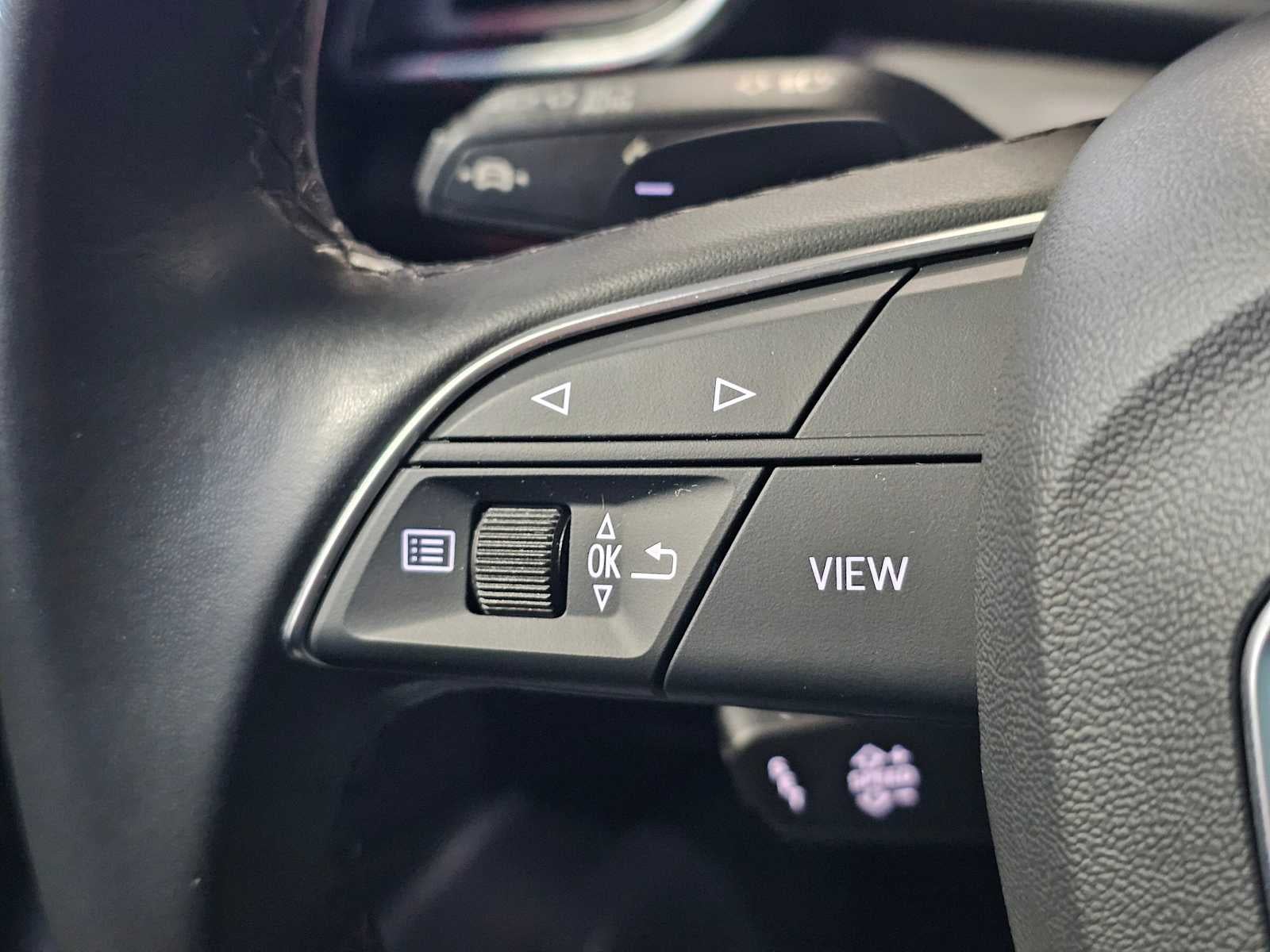 2023 Audi Q5 Premium 40 TFSI quattro