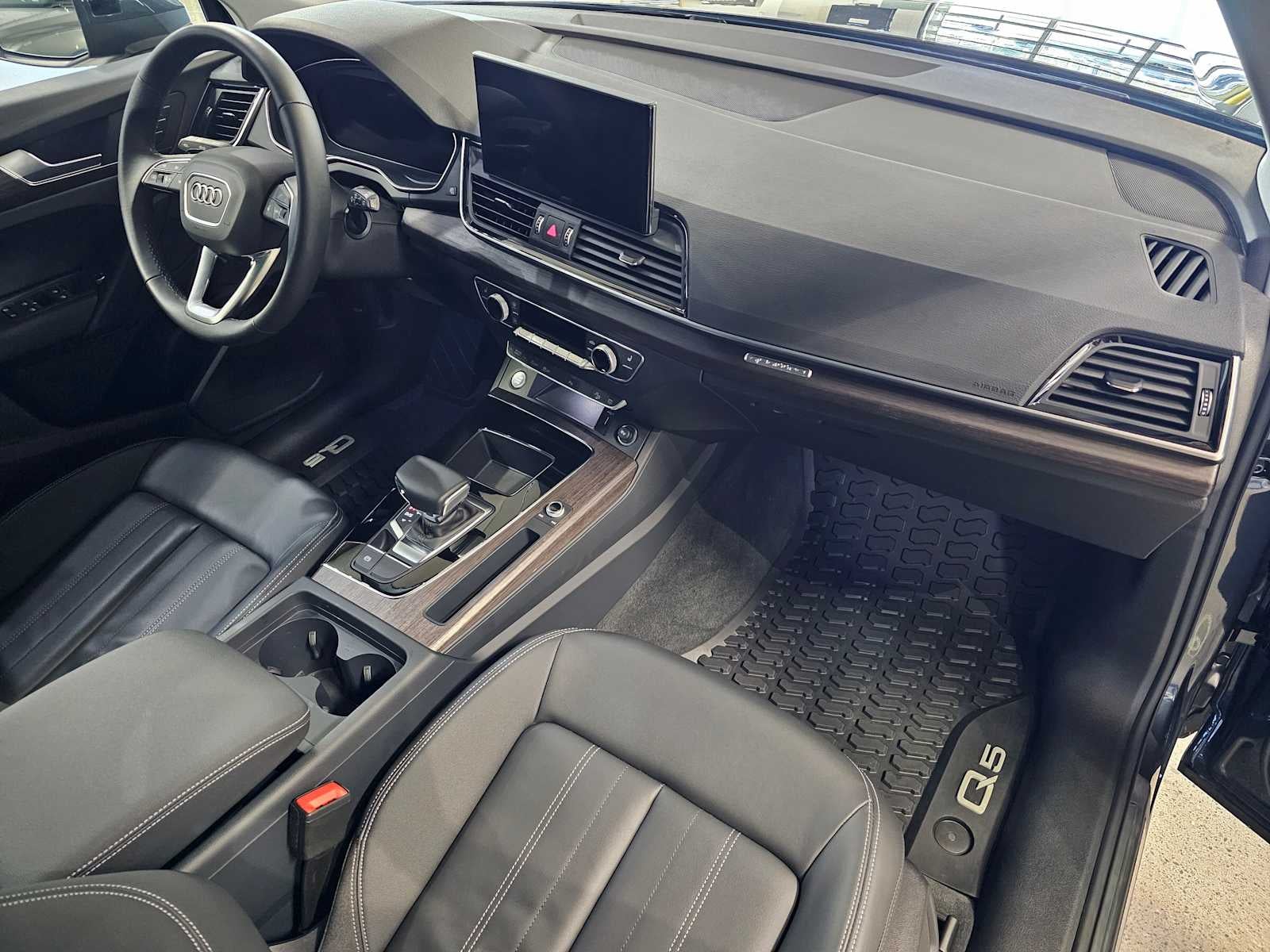 2025 Audi Q5 Premium 40 TFSI quattro