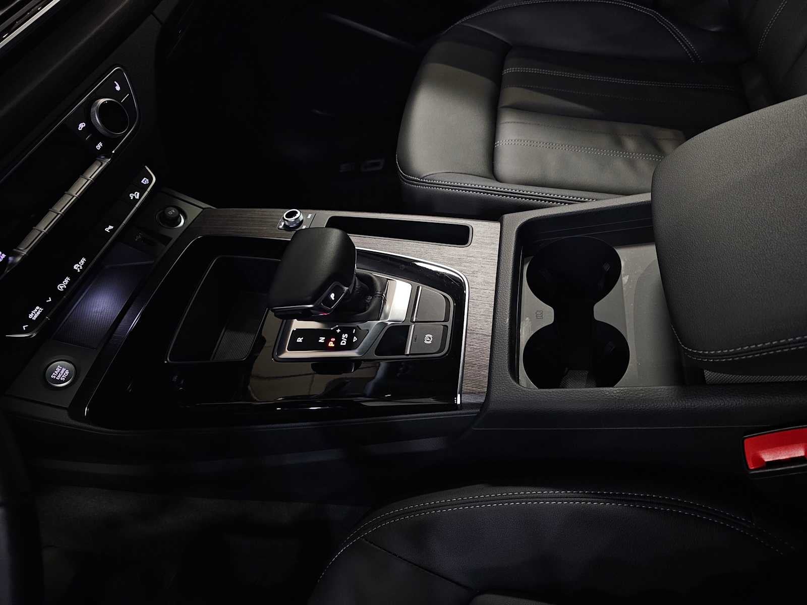 2025 Audi Q5 Premium 40 TFSI quattro