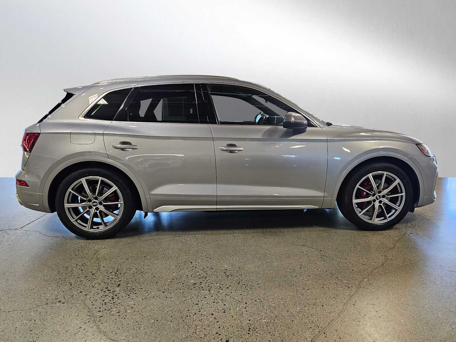 2023 Audi SQ5 Premium Plus 3.0 TFSI quattro