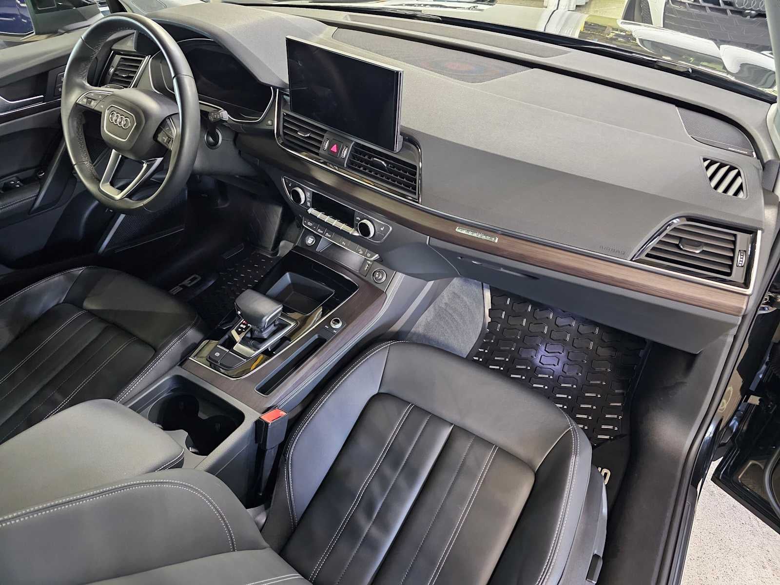 2023 Audi Q5 Premium Plus