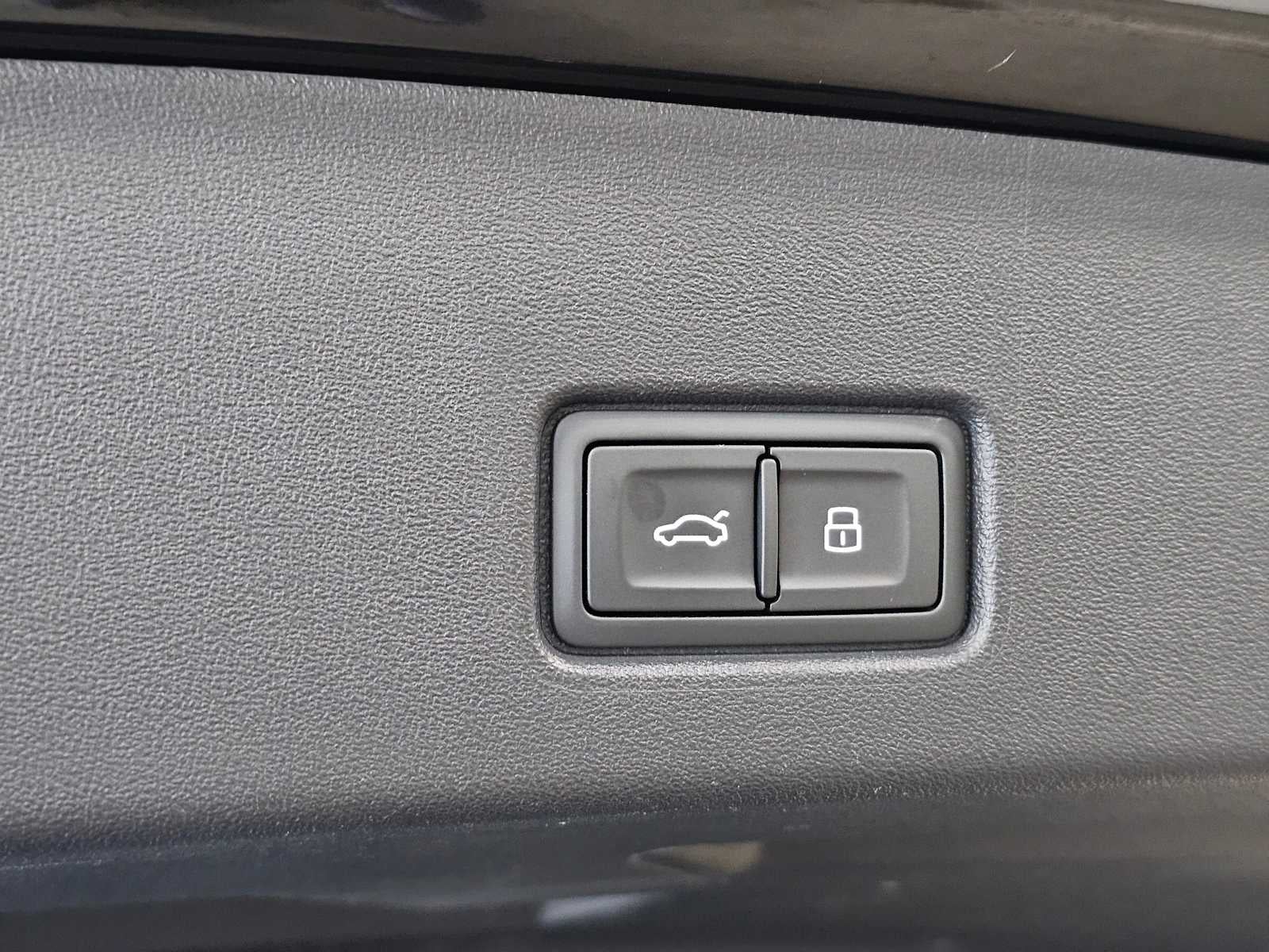 2023 Audi Q4 e-tron Premium Plus 40 RWD