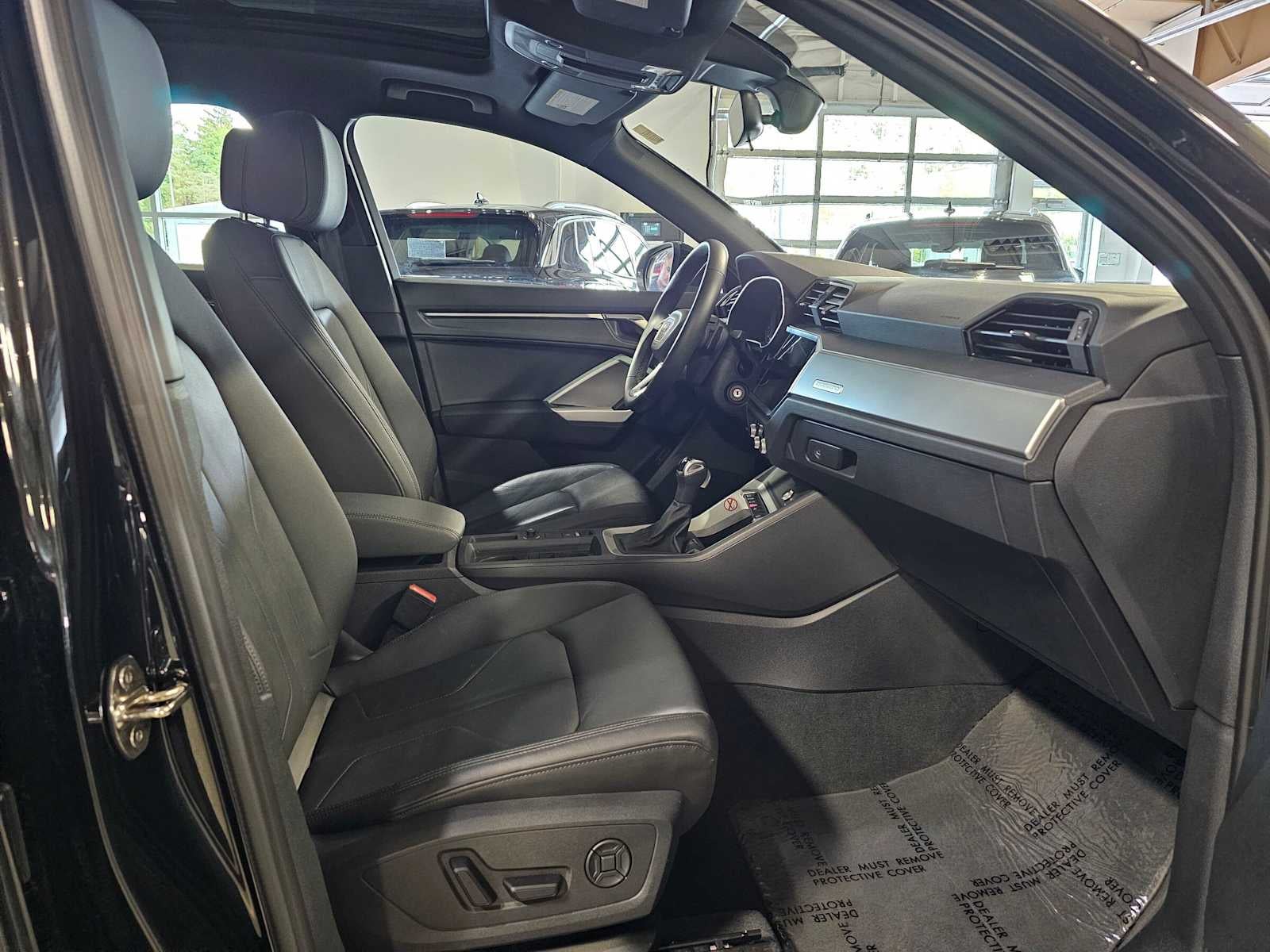 2025 Audi Q3 S line Premium