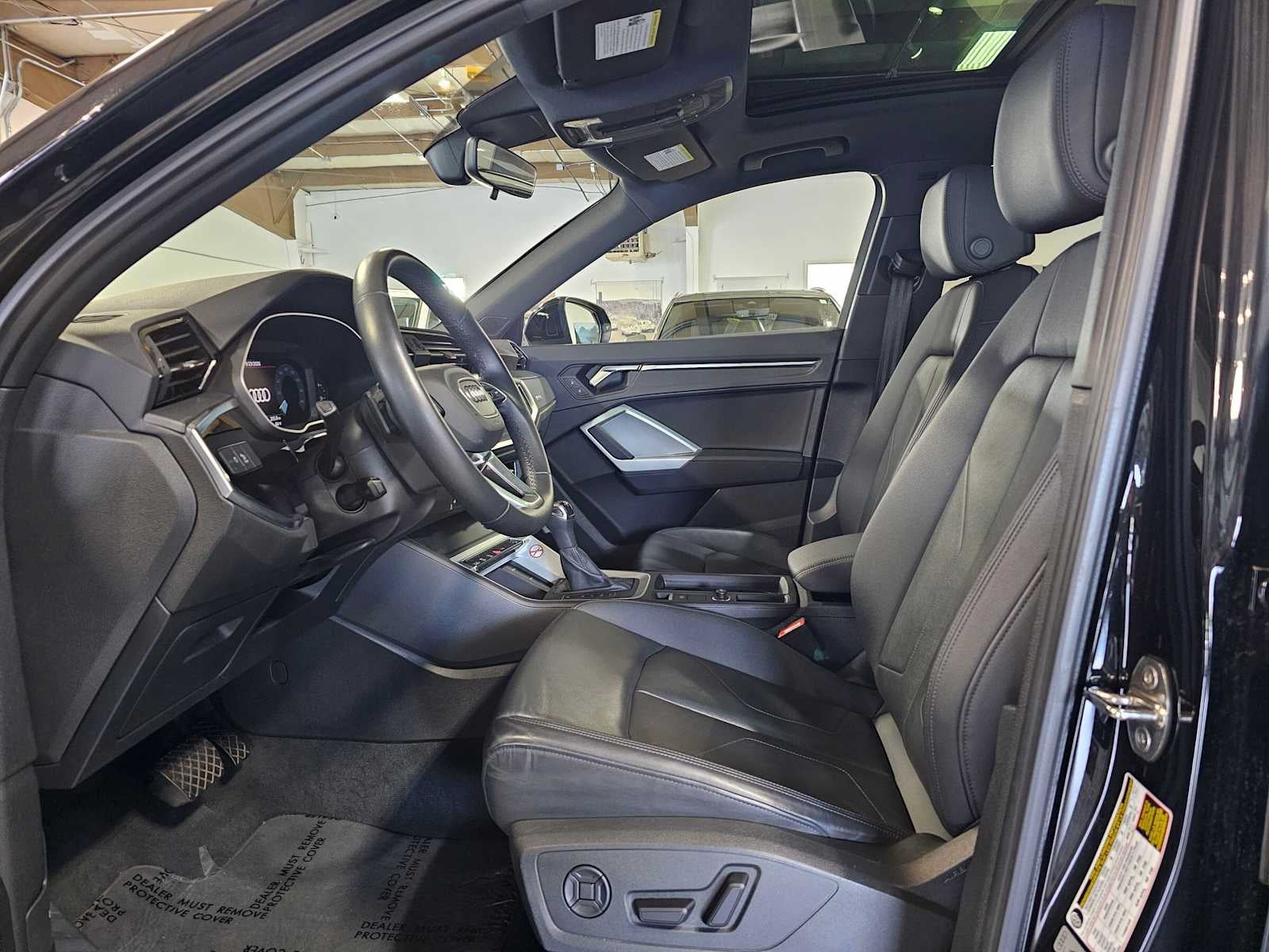 2025 Audi Q3 S line Premium