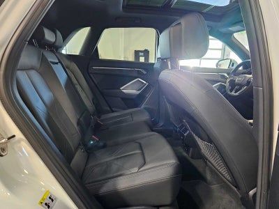 2022 Audi Q3 S line Premium 45 TFSI quattro