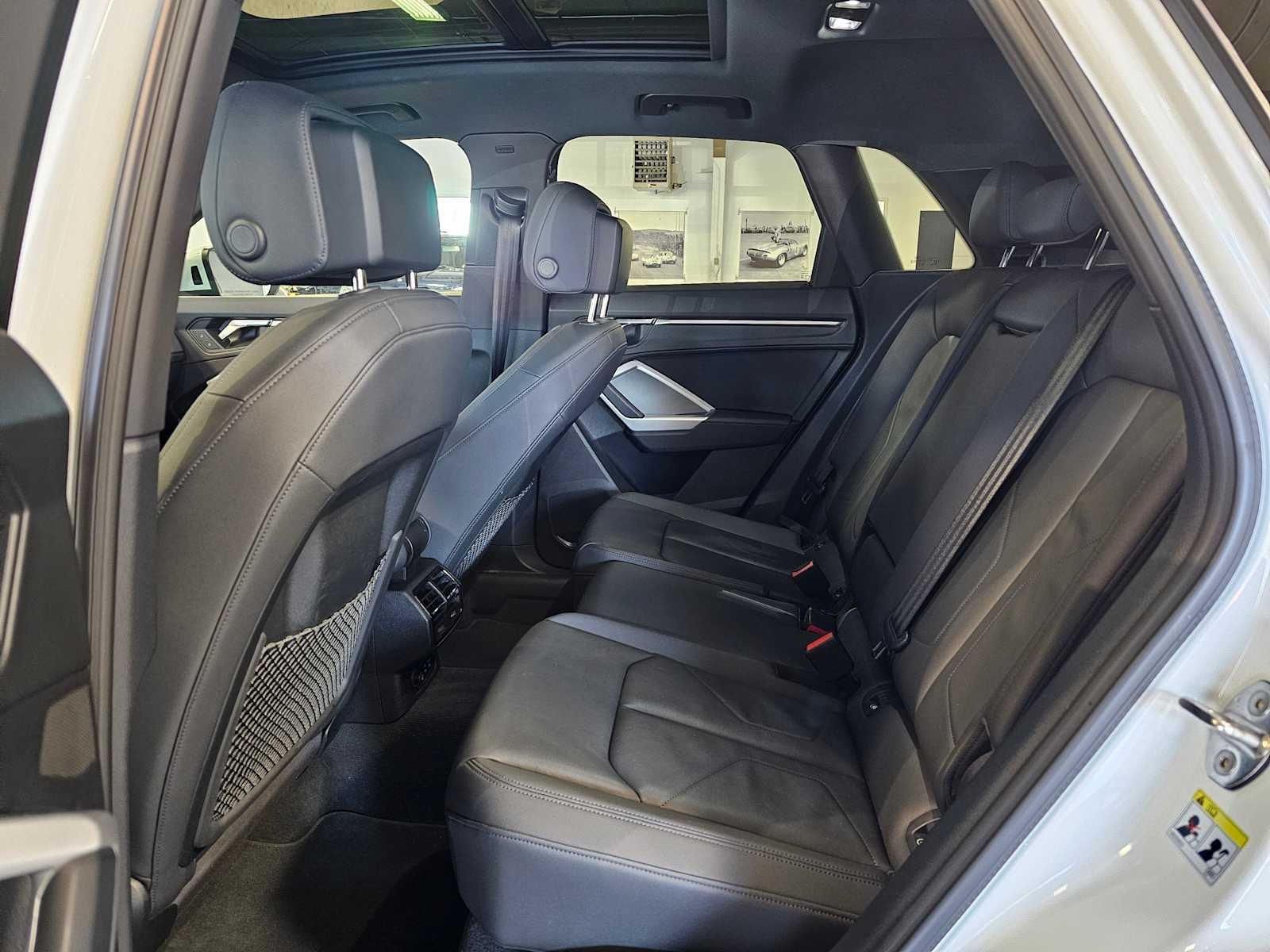 2022 Audi Q3 S line Premium 45 TFSI quattro