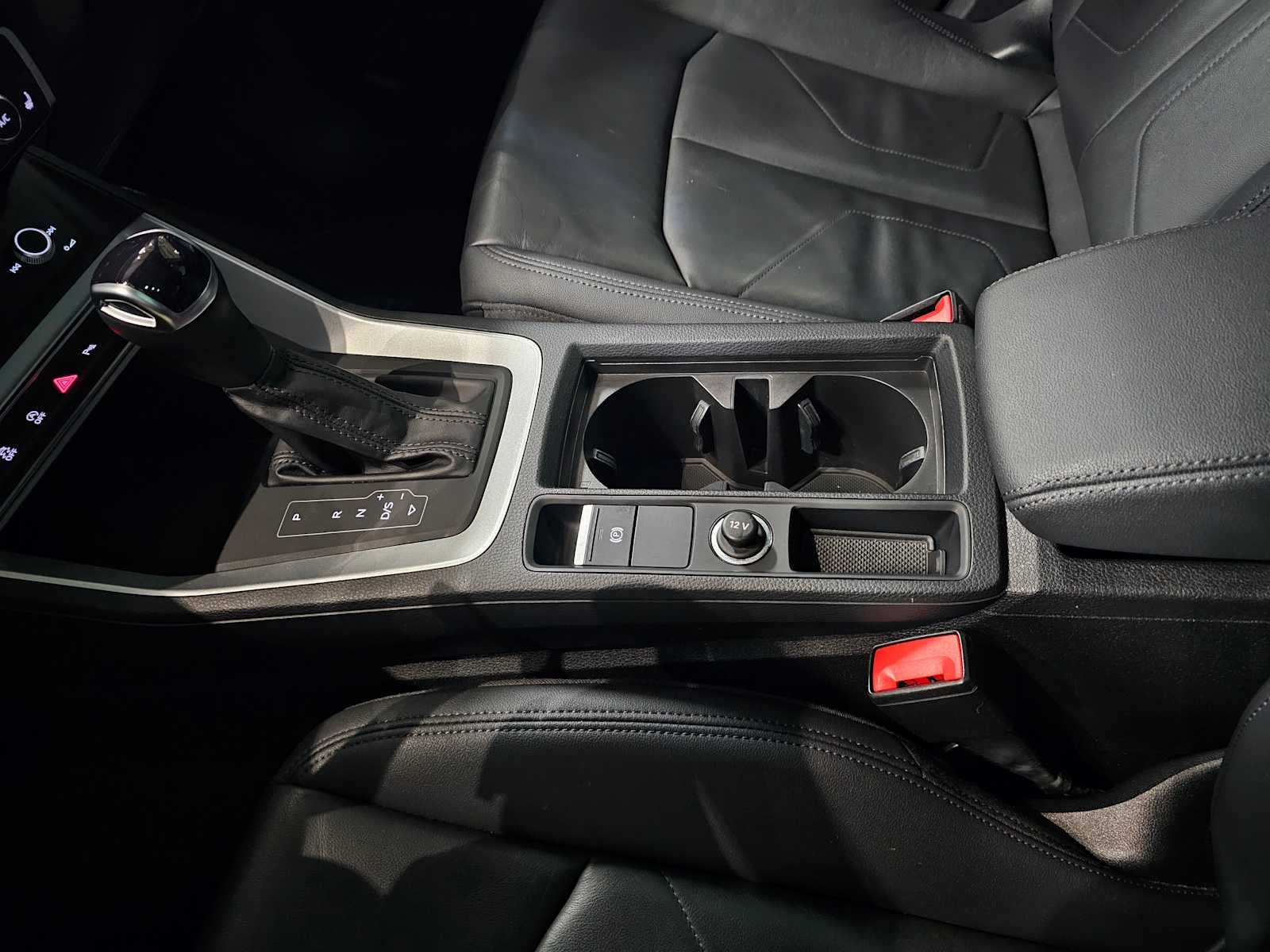 2022 Audi Q3 S line Premium 45 TFSI quattro