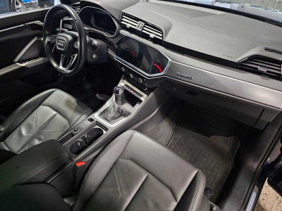 2023 Audi Q3 S line Premium 45 TFSI quattro