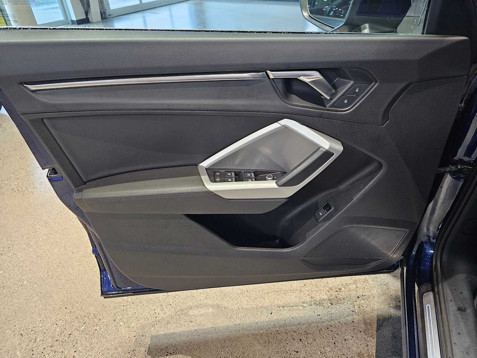 2023 Audi Q3 S line Premium 45 TFSI quattro