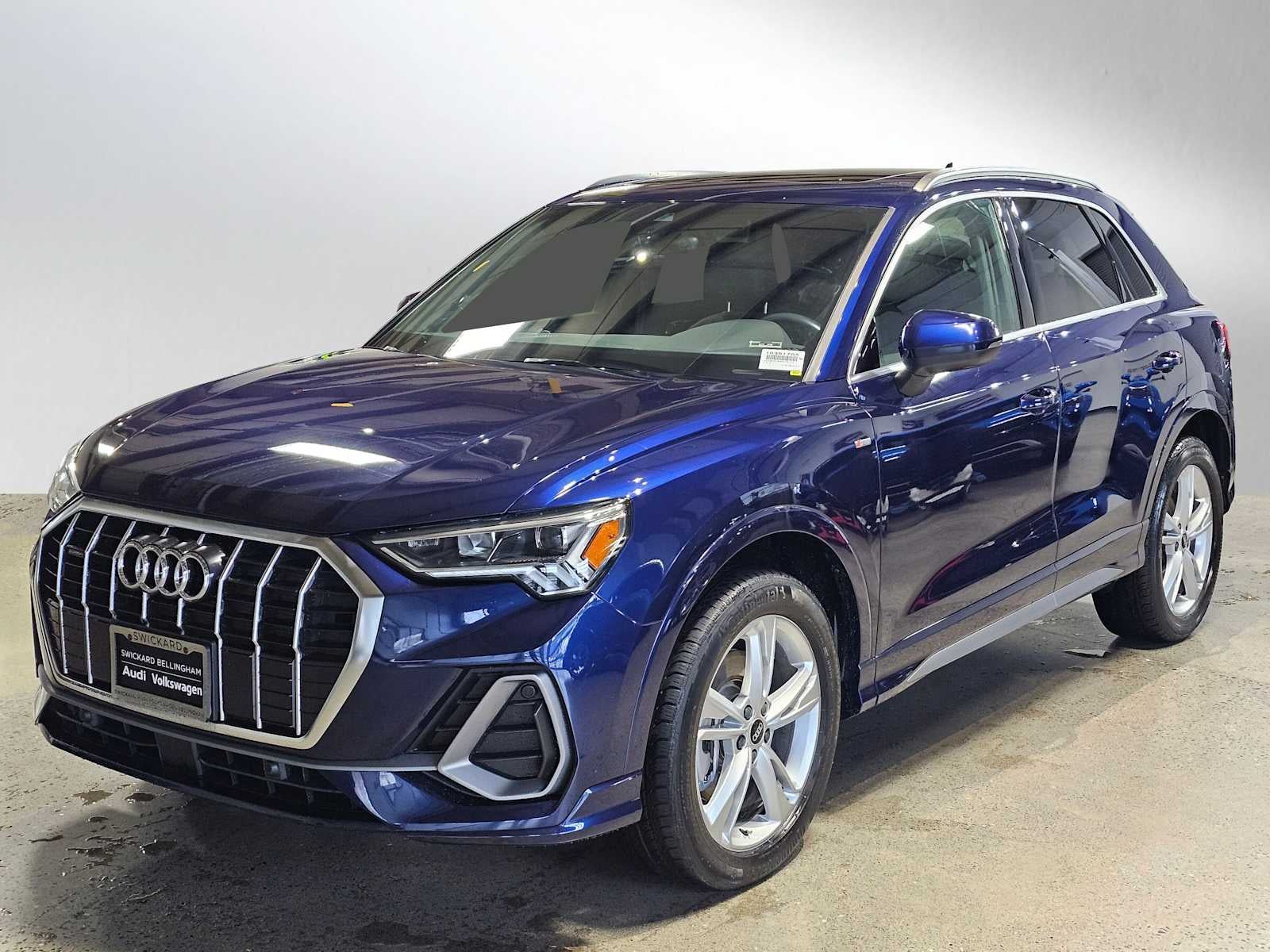 2023 Audi Q3 S line Premium 45 TFSI quattro