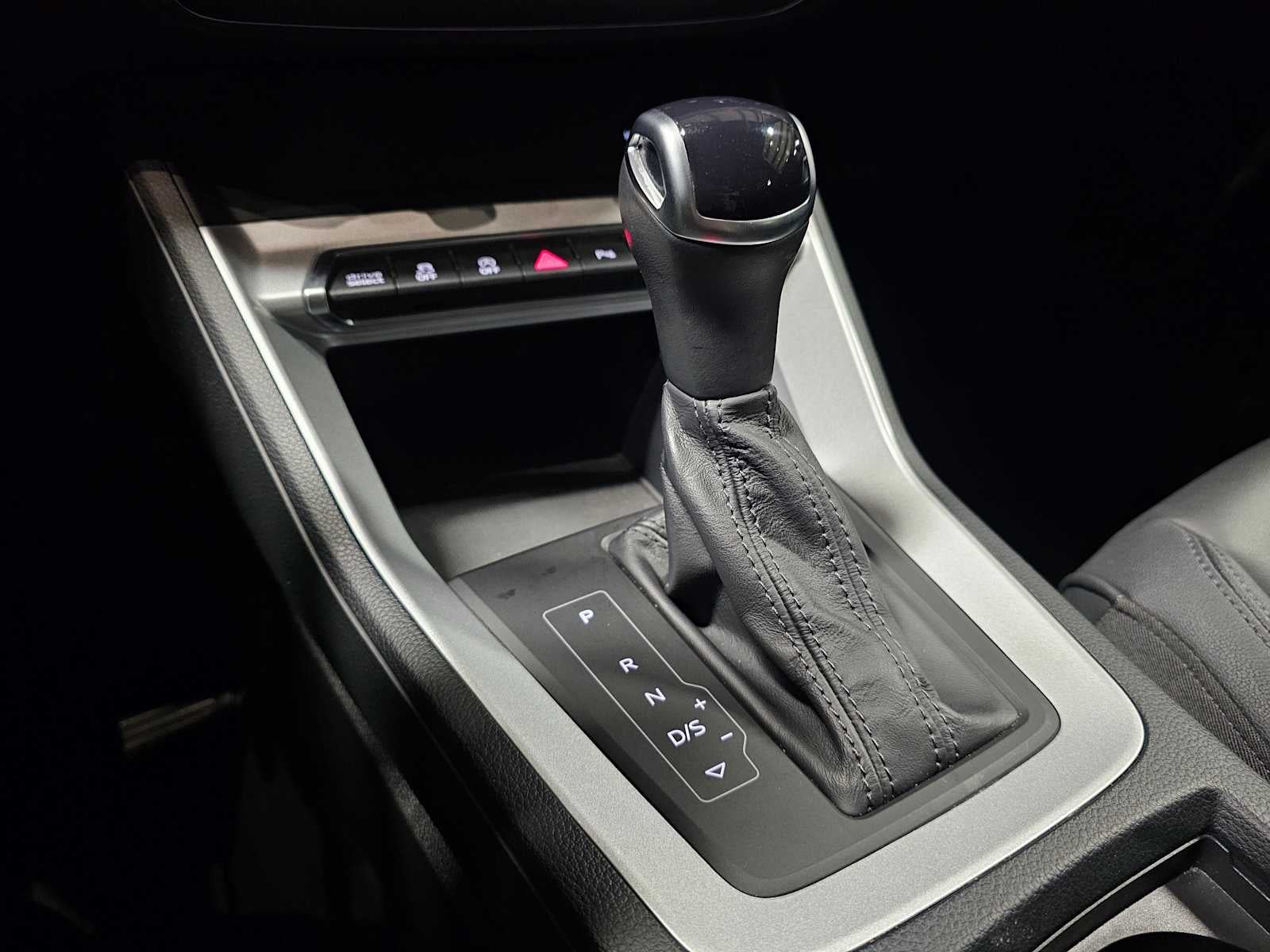 2023 Audi Q3 S line Premium 45 TFSI quattro