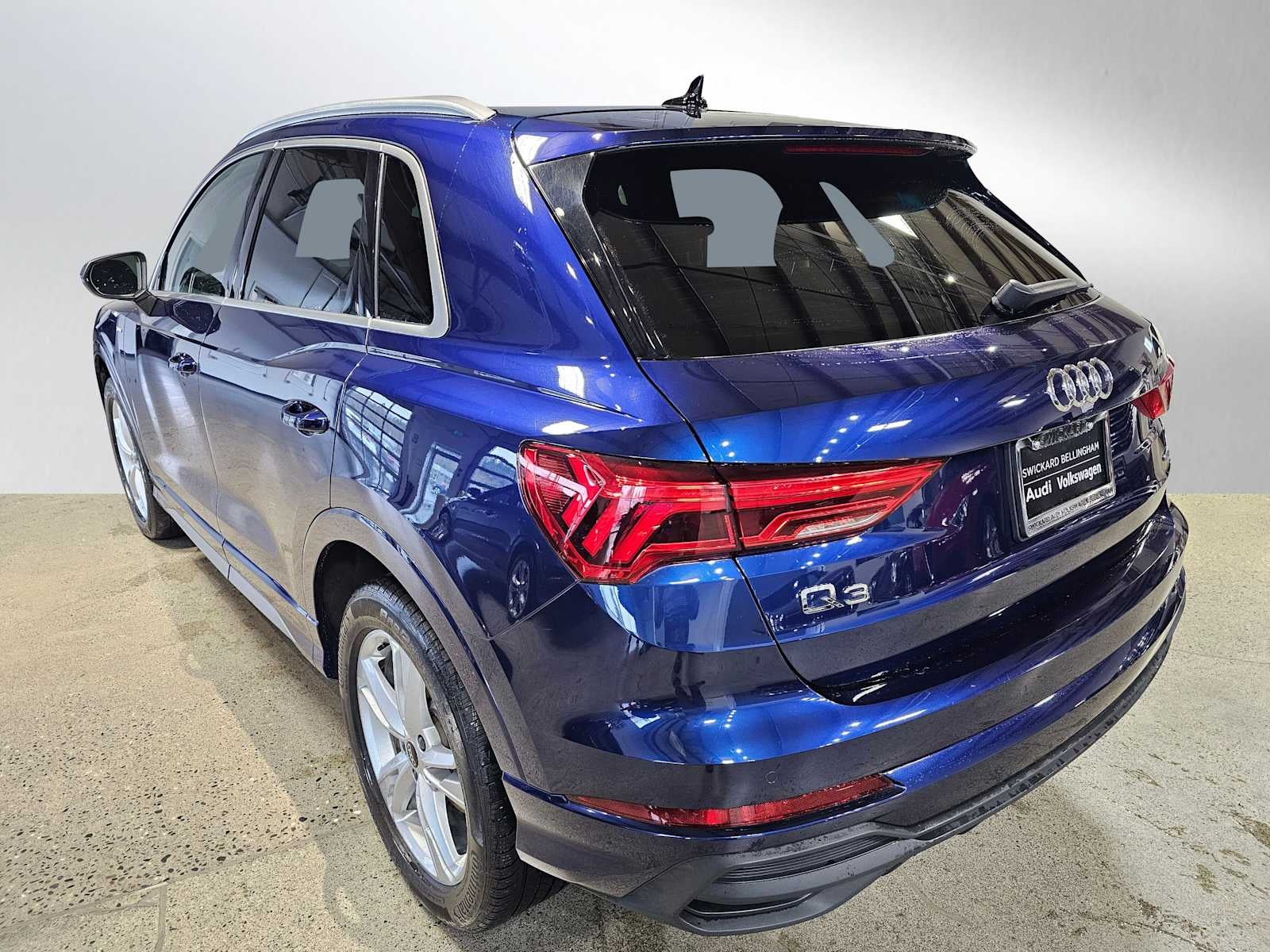 2023 Audi Q3 S line Premium 45 TFSI quattro