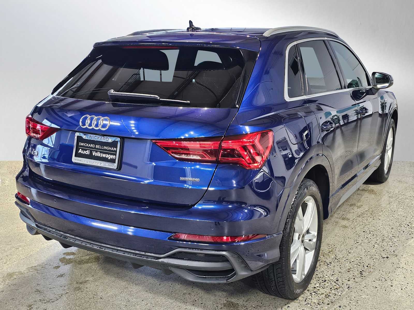2023 Audi Q3 S line Premium 45 TFSI quattro