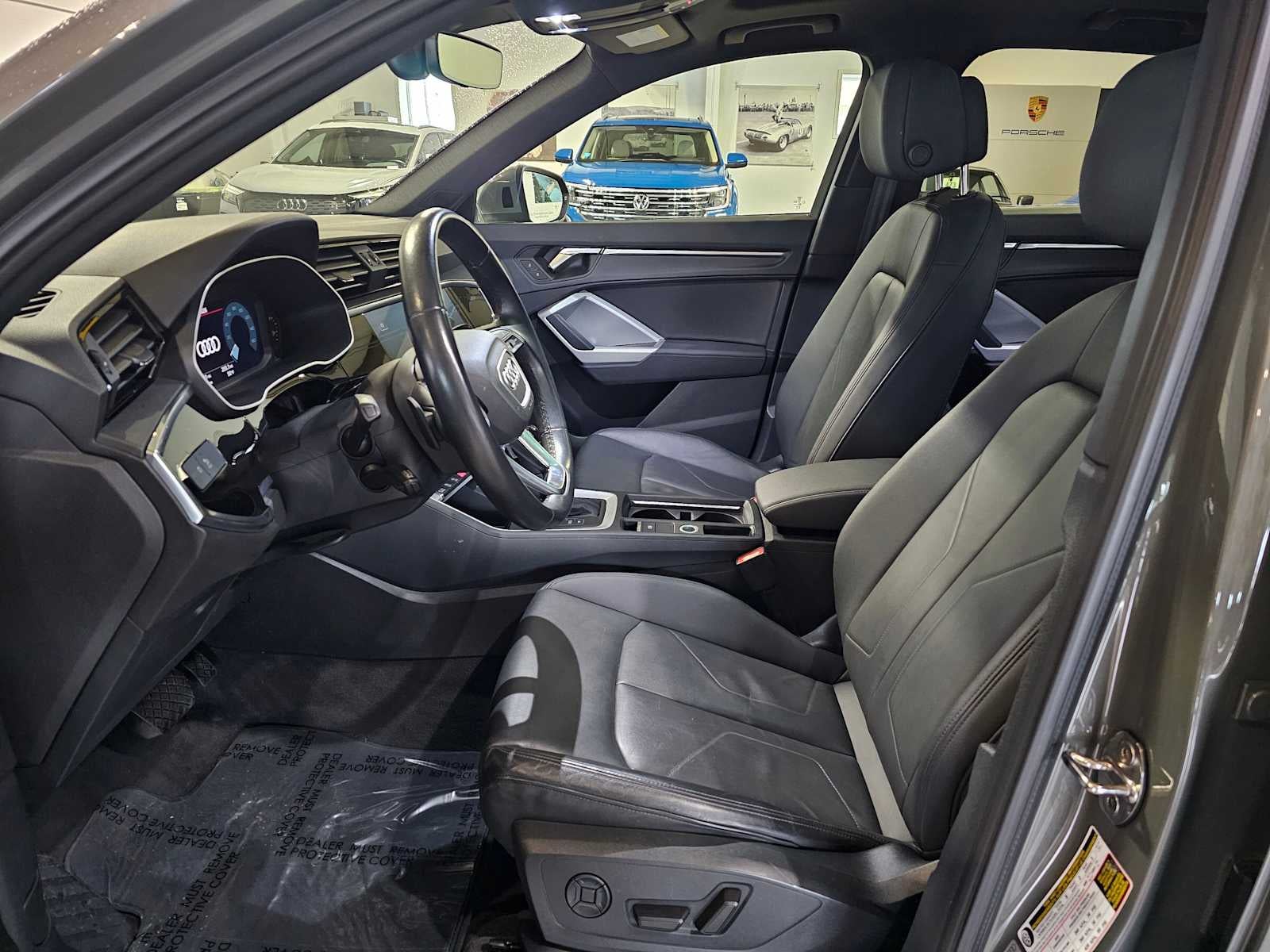 2023 Audi Q3 S line Premium 45 TFSI quattro