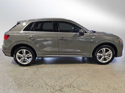 2023 Audi Q3 S line Premium 45 TFSI quattro