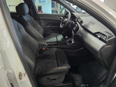 2025 Audi Q3 S line Premium 45 TFSI quattro