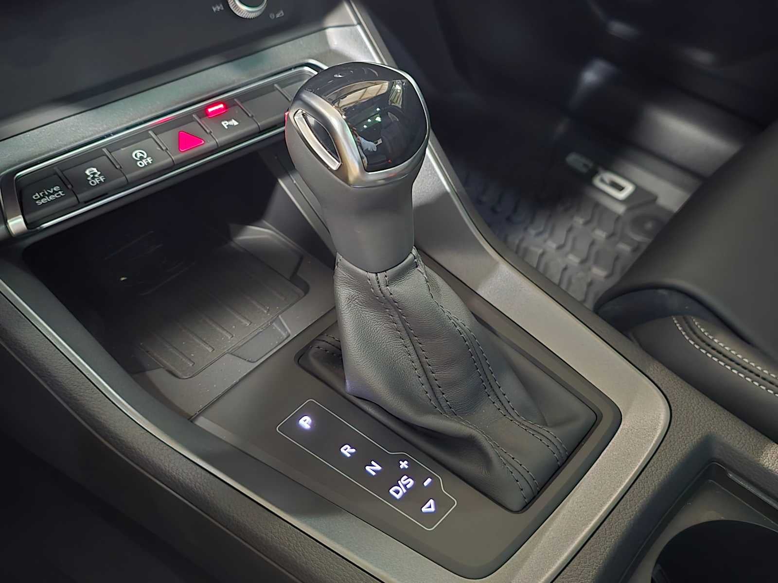 2025 Audi Q3 S line Premium 45 TFSI quattro