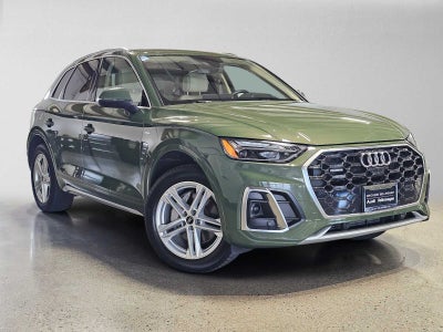 2022 Audi Q5 S line Premium Plus 55 TFSI e quattro