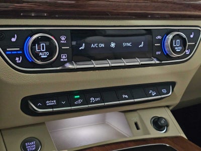 2022 Audi Q5 S line Premium Plus 55 TFSI e quattro