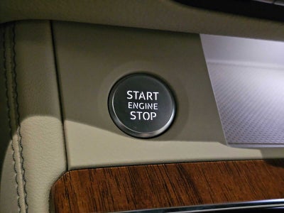 2022 Audi Q5 S line Premium Plus 55 TFSI e quattro