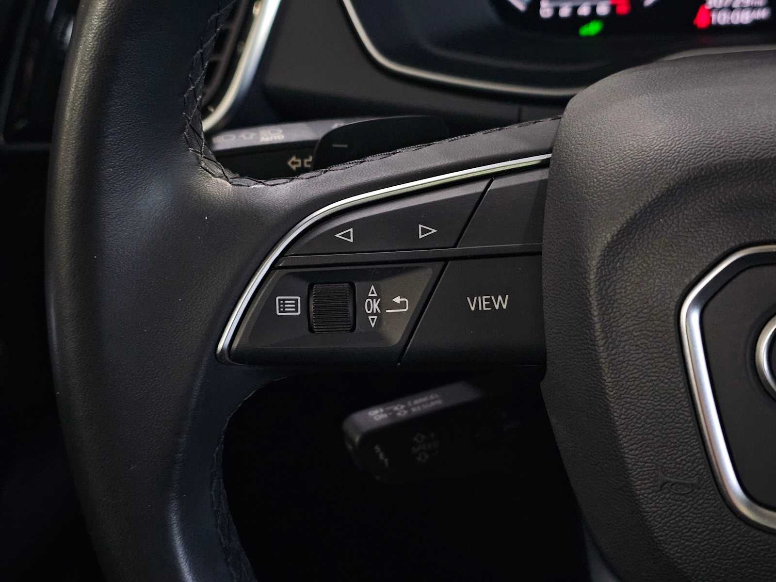 2023 Audi Q5 S line Premium Plus 55 TFSI e quattro