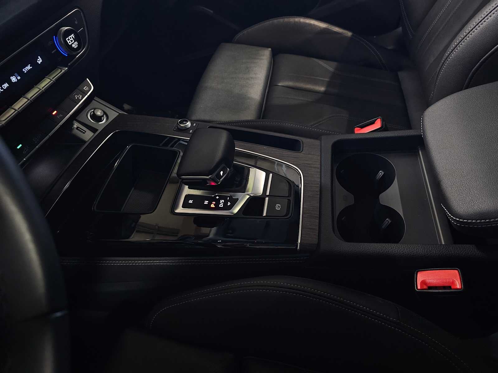 2023 Audi Q5 S line Premium Plus 55 TFSI e quattro