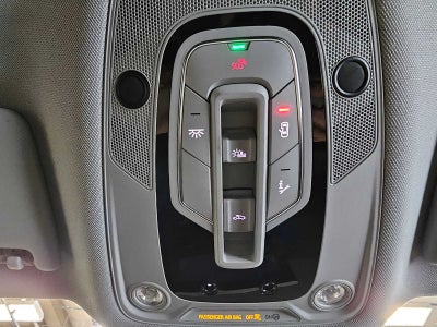 2023 Audi Q5 S line Premium Plus 55 TFSI e quattro