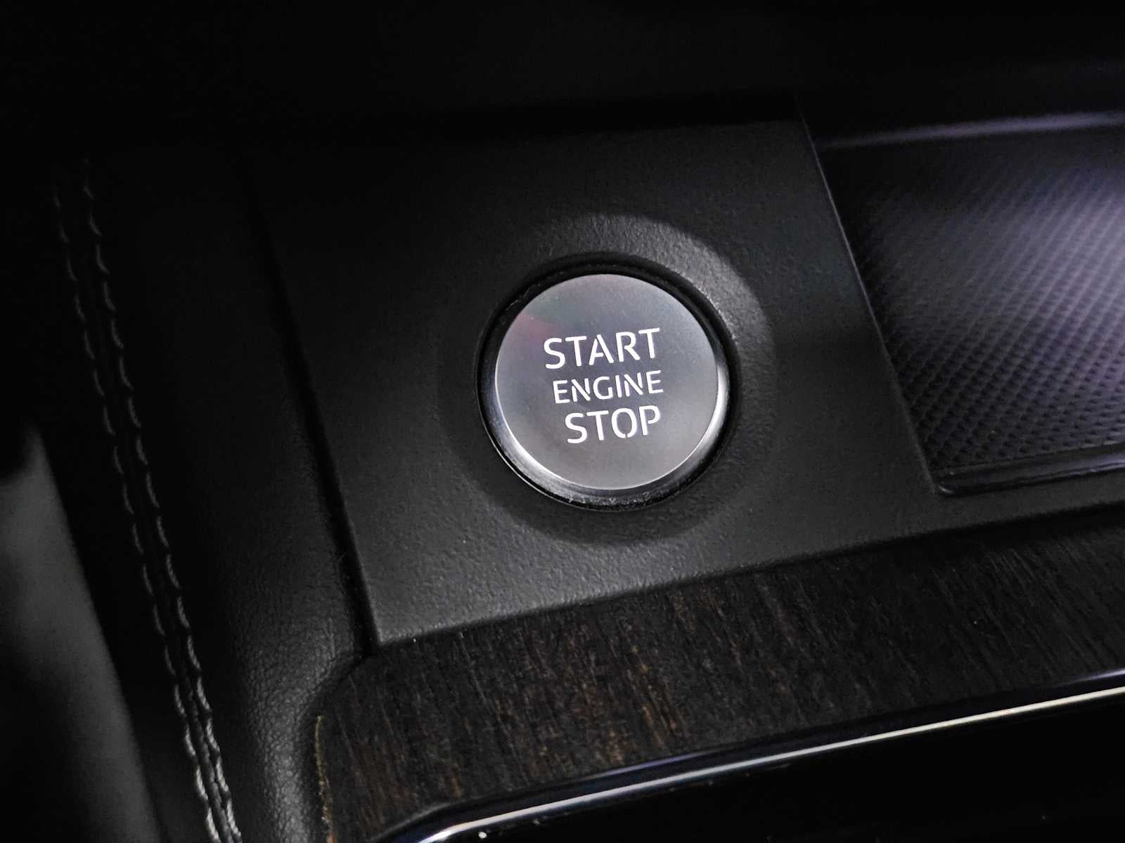 2023 Audi Q5 S line Premium Plus 55 TFSI e quattro