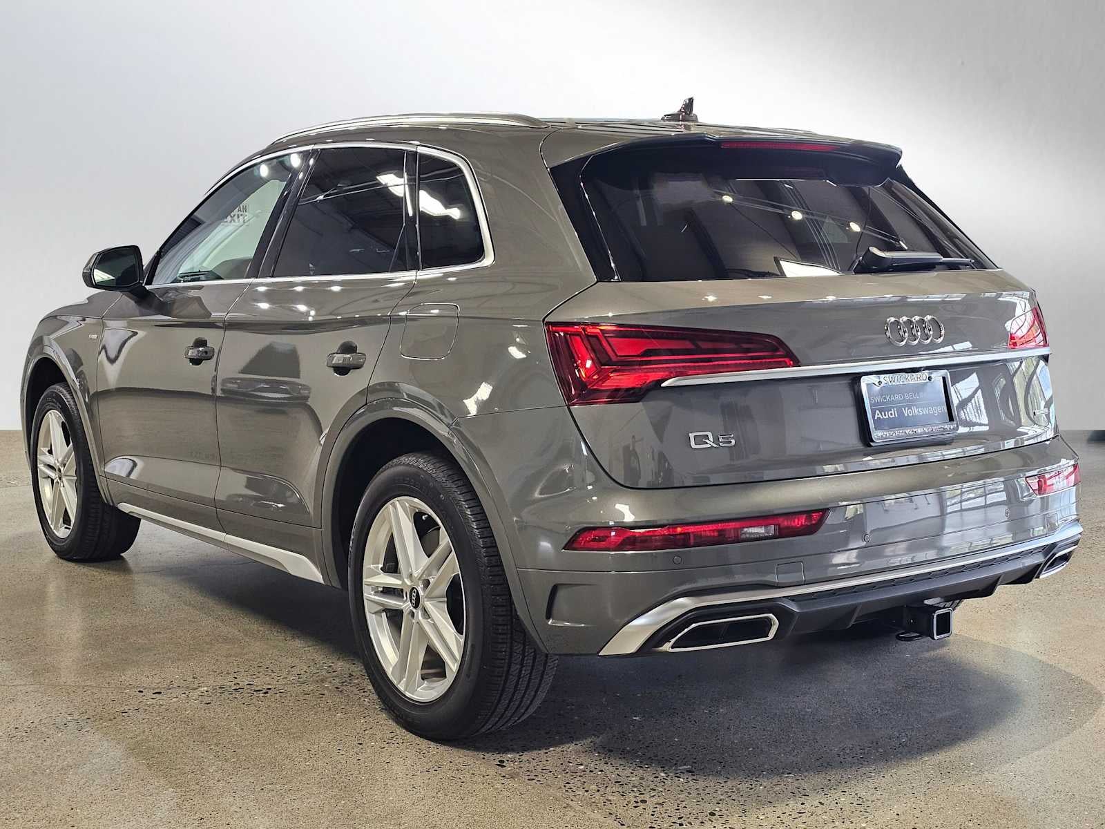 2023 Audi Q5 S line Premium Plus 55 TFSI e quattro