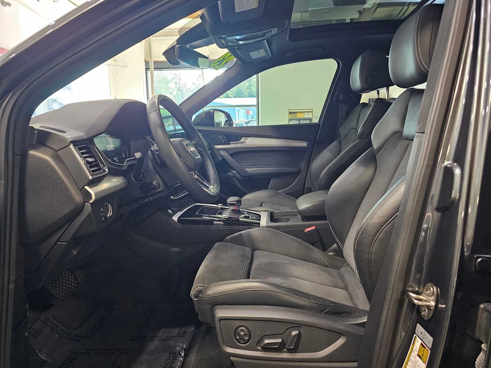 2023 Audi Q5 S line Premium Plus
